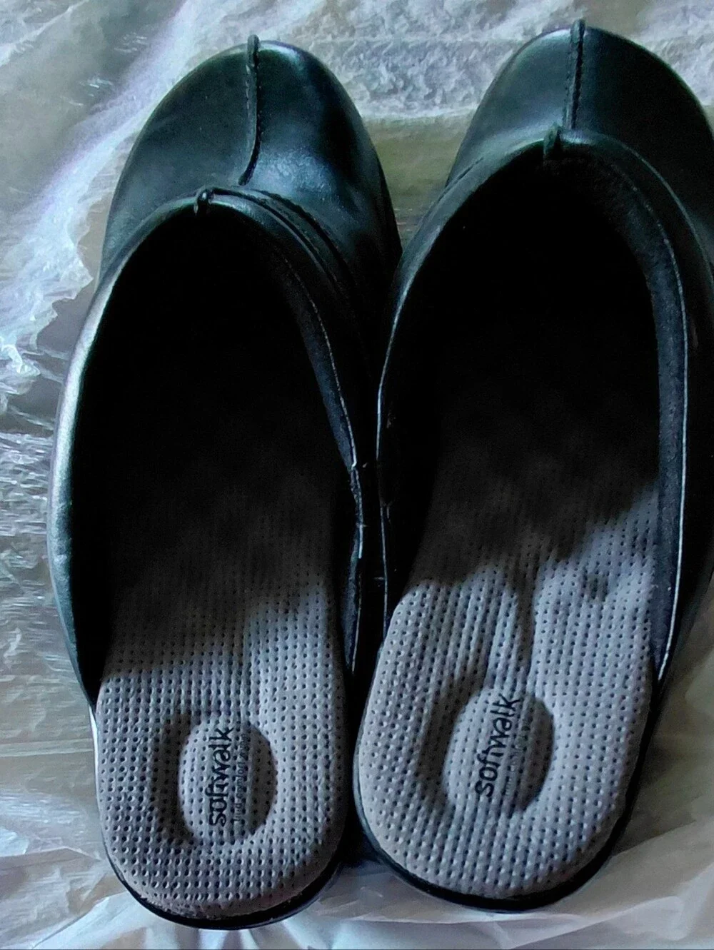 SoftWalk Black Slip-On Comfort Flats for Women Size 11WW